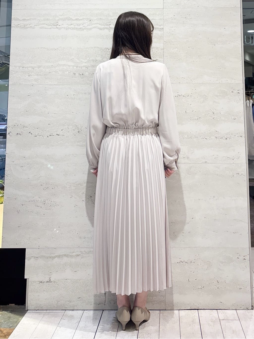 かほさんの「OPAQUE.CLIP｜オーガンジーフラワーコサージュ」を使ったコーディネート