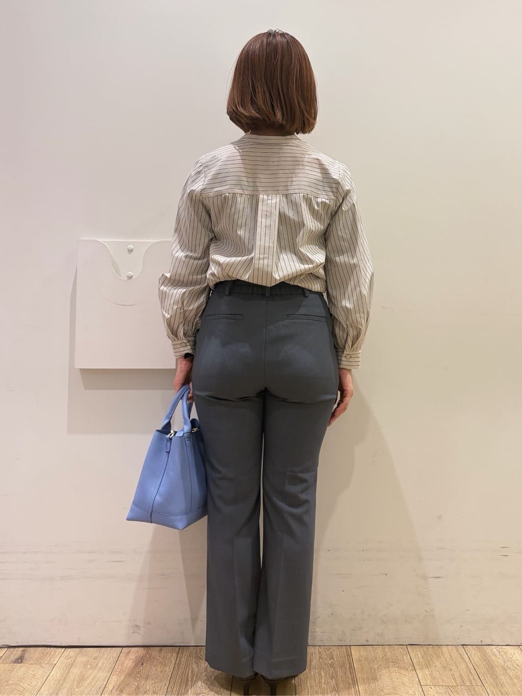YUKOさんの「index｜ストレッチスリムフレアパンツ【洗濯機OK】」を使ったコーディネート