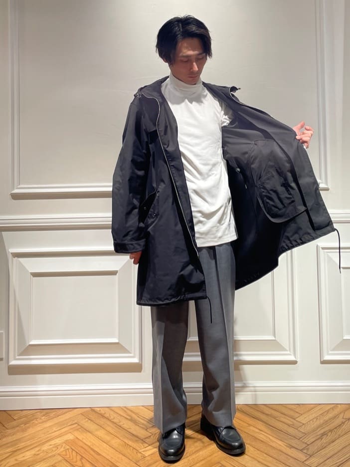 橋本さんの「DRESSTERIOR｜【撥水素材】レインプルーフ フーデッドコート」を使ったコーディネート