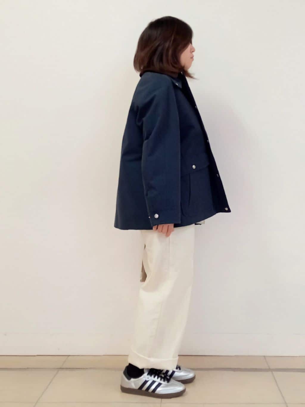 emiさんの「DRESSTERIOR｜【人気定番/ウォッシャブル】ガーメントダイラミーシャツ」を使ったコーディネート