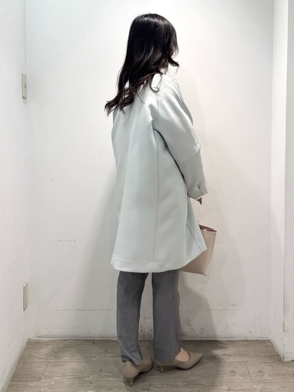 yuicciさんの「OPAQUE.CLIP｜フォルムスリーブミドルコート【洗濯機OK】」を使ったコーディネート