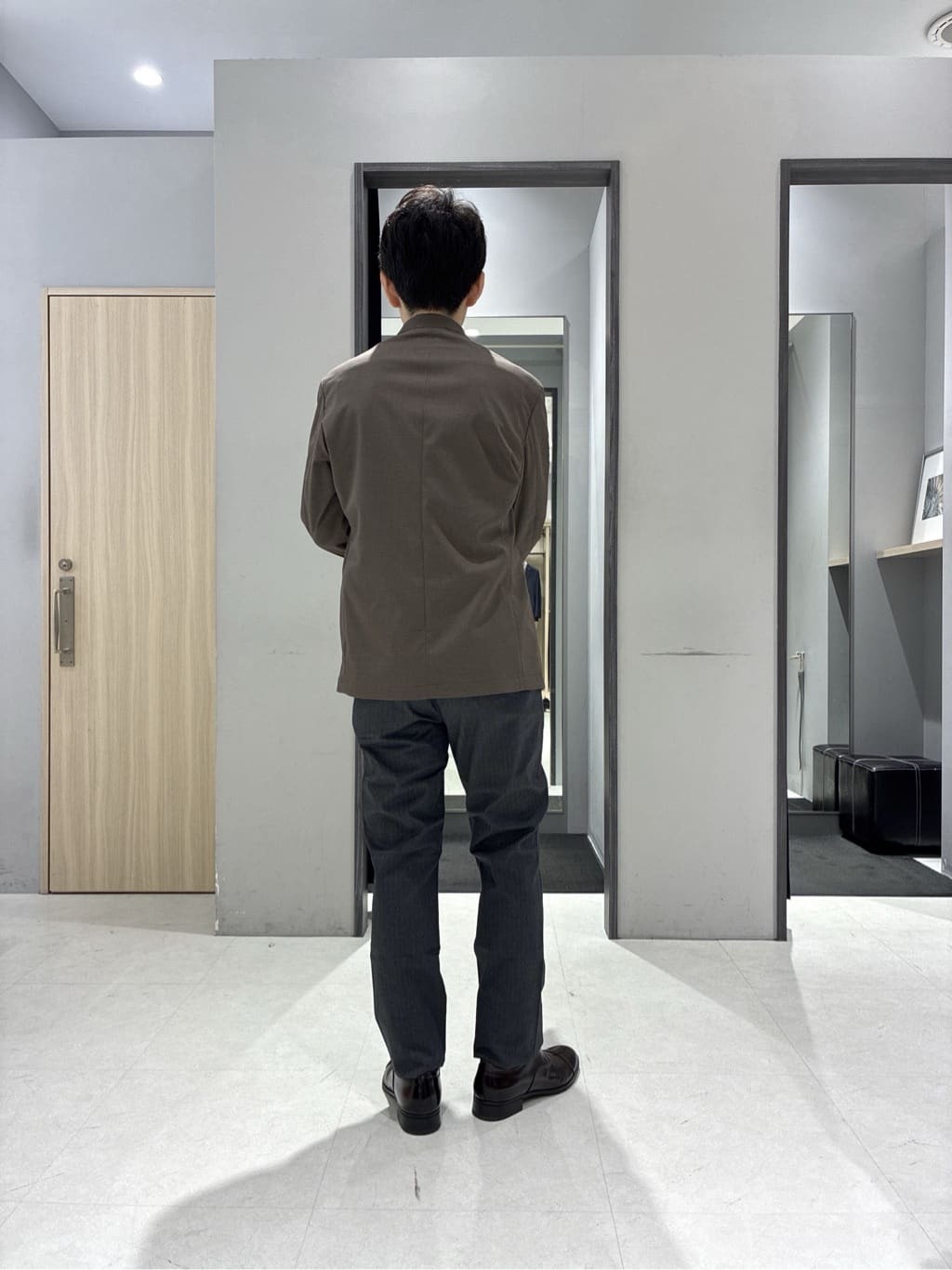 わいずみさんの「TAKEO KIKUCHI｜【ON／OFF兼用】CARREMANファブリック ノーカラージャケット」を使ったコーディネート