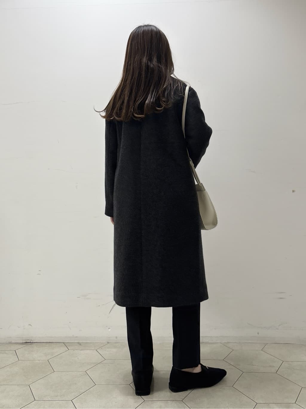 kahoさんの「INDIVI｜【褒められパンツ/ウール混】スティックパンツ」を使ったコーディネート