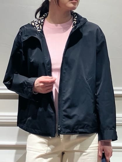 TSUKUIさんの「DRESSTERIOR｜【ウォッシャブル/撥水素材】撥水ツイル マウンテンパーカー」を使ったコーディネート
