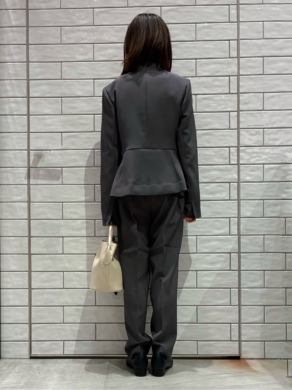 Hashiさんの「OPAQUE.CLIP｜ストレッチノーカラージャケット／セットアップ対応【洗濯機OK／防シワ／イージーアイロン】」を使ったコーディネート