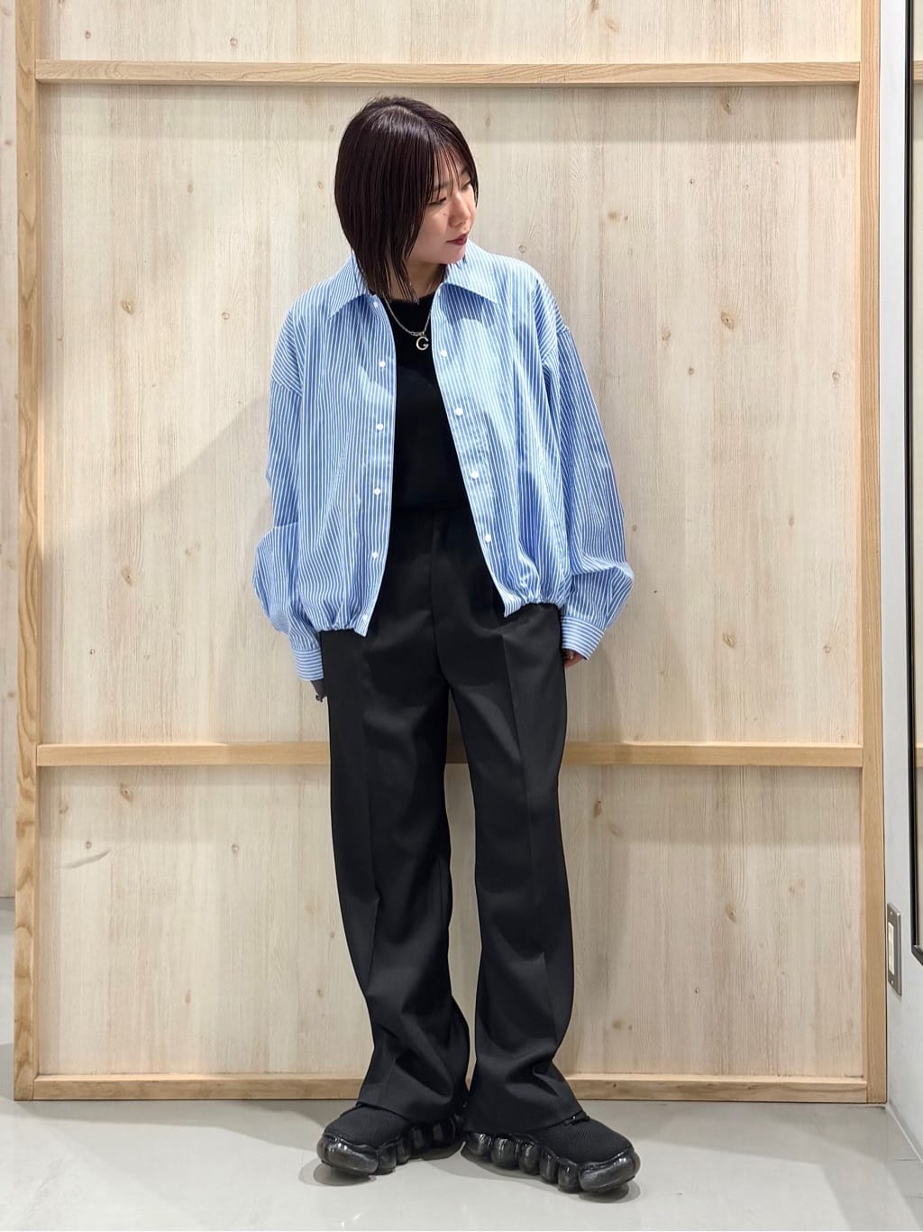 nanaさんの「THE SHOP TK｜ショート丈シャツブルゾン」を使ったコーディネート