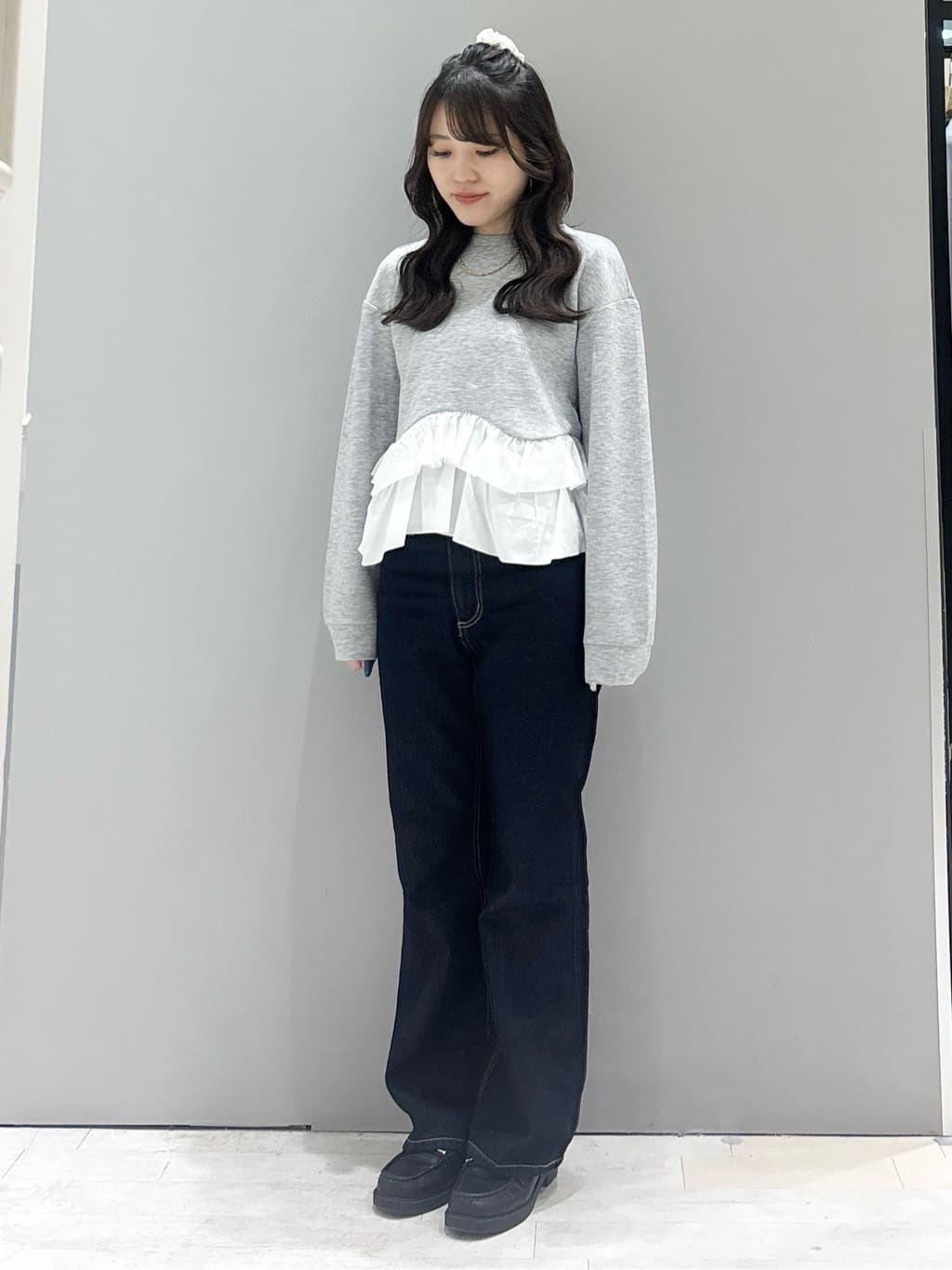 かほさんの「OPAQUE.CLIP｜裾フリルドッキングトップス【洗濯機OK】」を使ったコーディネート