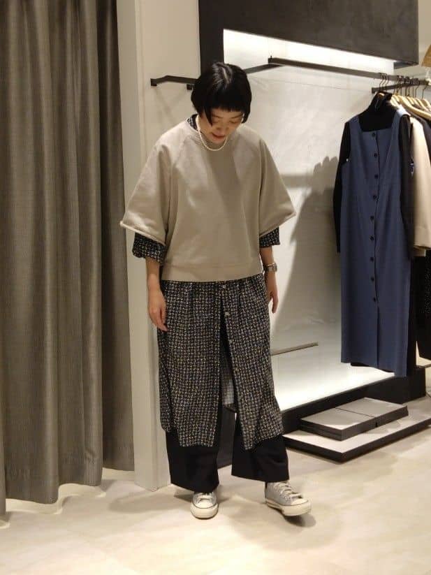 まちこさんの「UNTITLED｜【洗える/きれいめ】クラシカルツイードワンピース」を使ったコーディネート