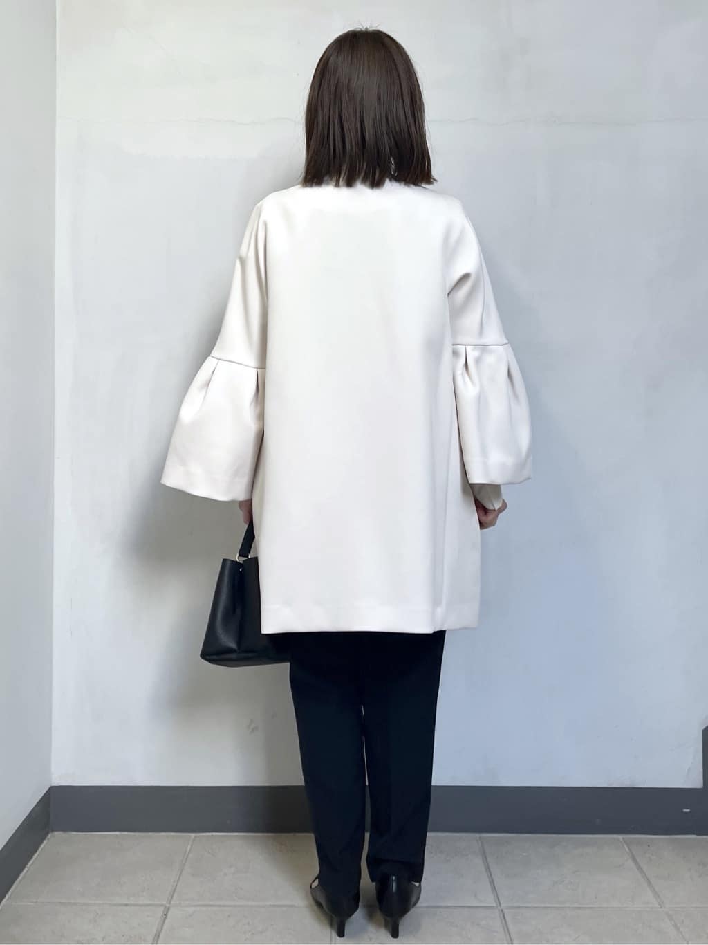mikiさんの「OPAQUE.CLIP｜フレアスリーブミドルコート【洗濯機OK】」を使ったコーディネート