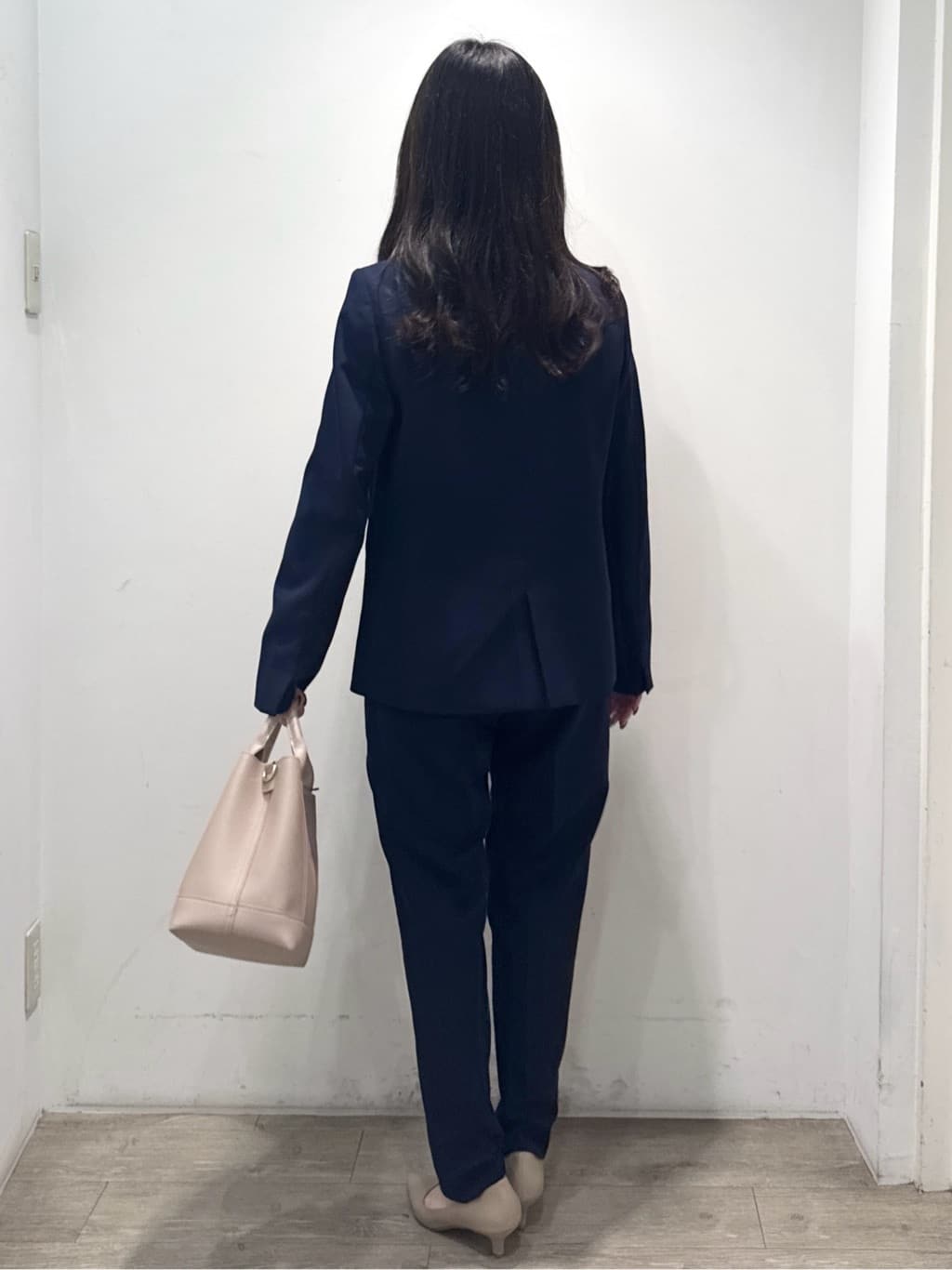 yuicciさんの「OPAQUE.CLIP｜《通勤／セットアップ対応》 Vネックジャケット／ダブルクロス【洗濯機OK】」を使ったコーディネート