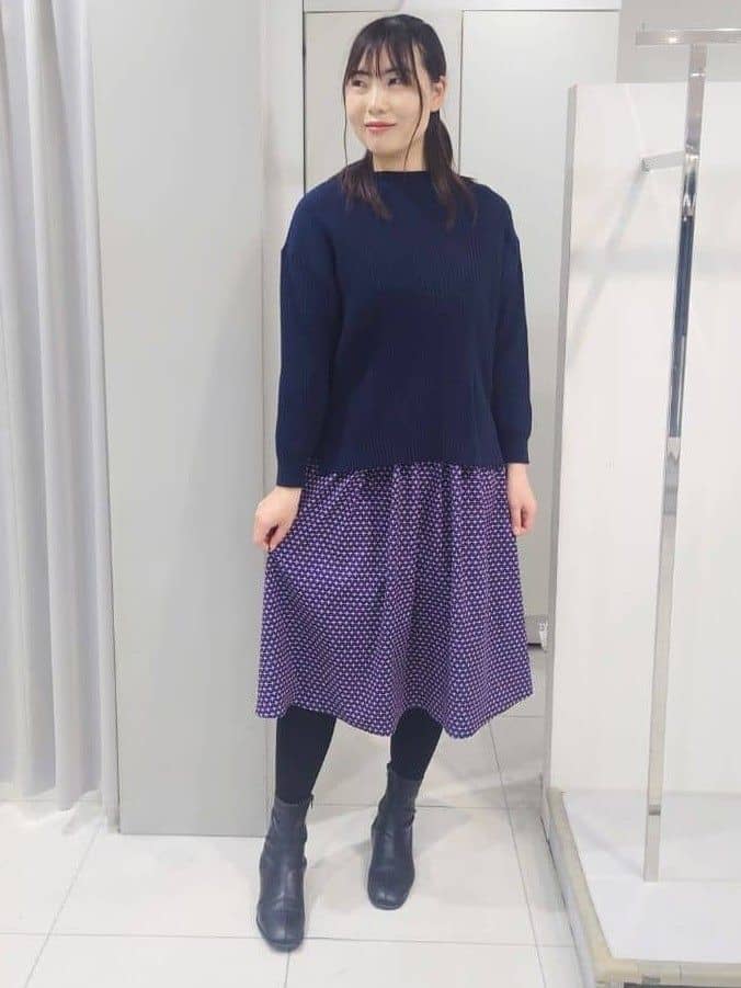 AZUSAさんの「Reflect｜【腰周りカバー／長め丈】モックネックニットプルオーバー」を使ったコーディネート