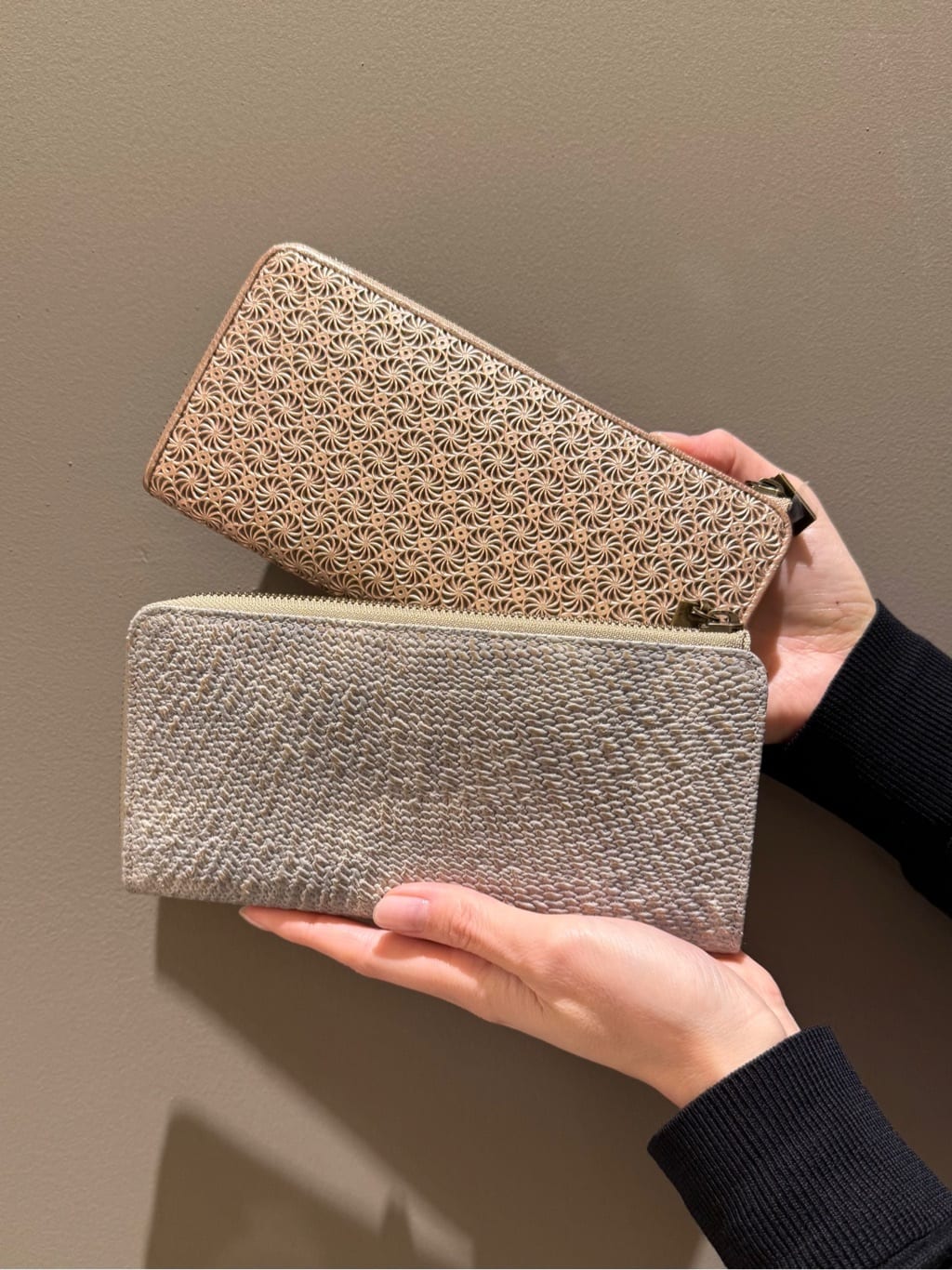 Kさんの「HIROKO HAYASHI｜GIRASOLE（ジラソーレ）ファスナー式長財布」を使ったコーディネート