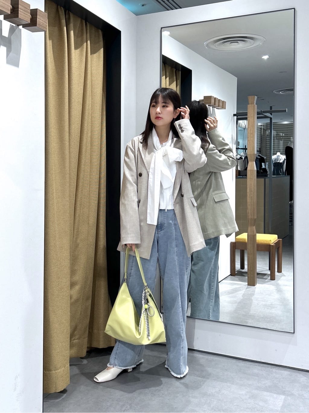 Renoさんの「INDIVI｜ダブルブレストオーバージャケット」を使ったコーディネート