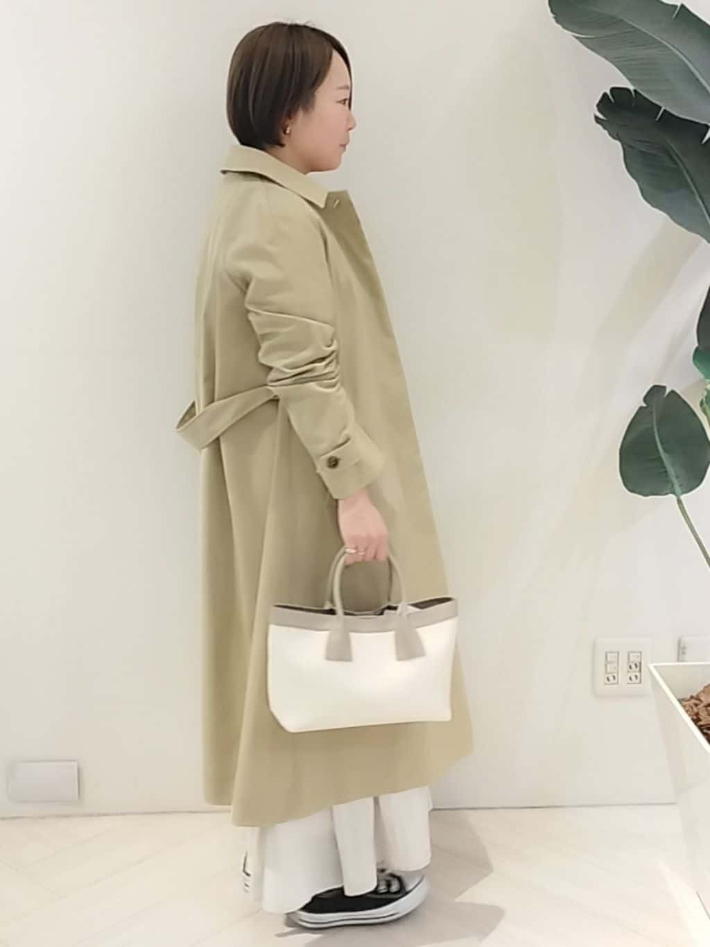 s u g iさんの「UNTITLED｜◆【はっ水/洗える】タスランステンカラーコート」を使ったコーディネート