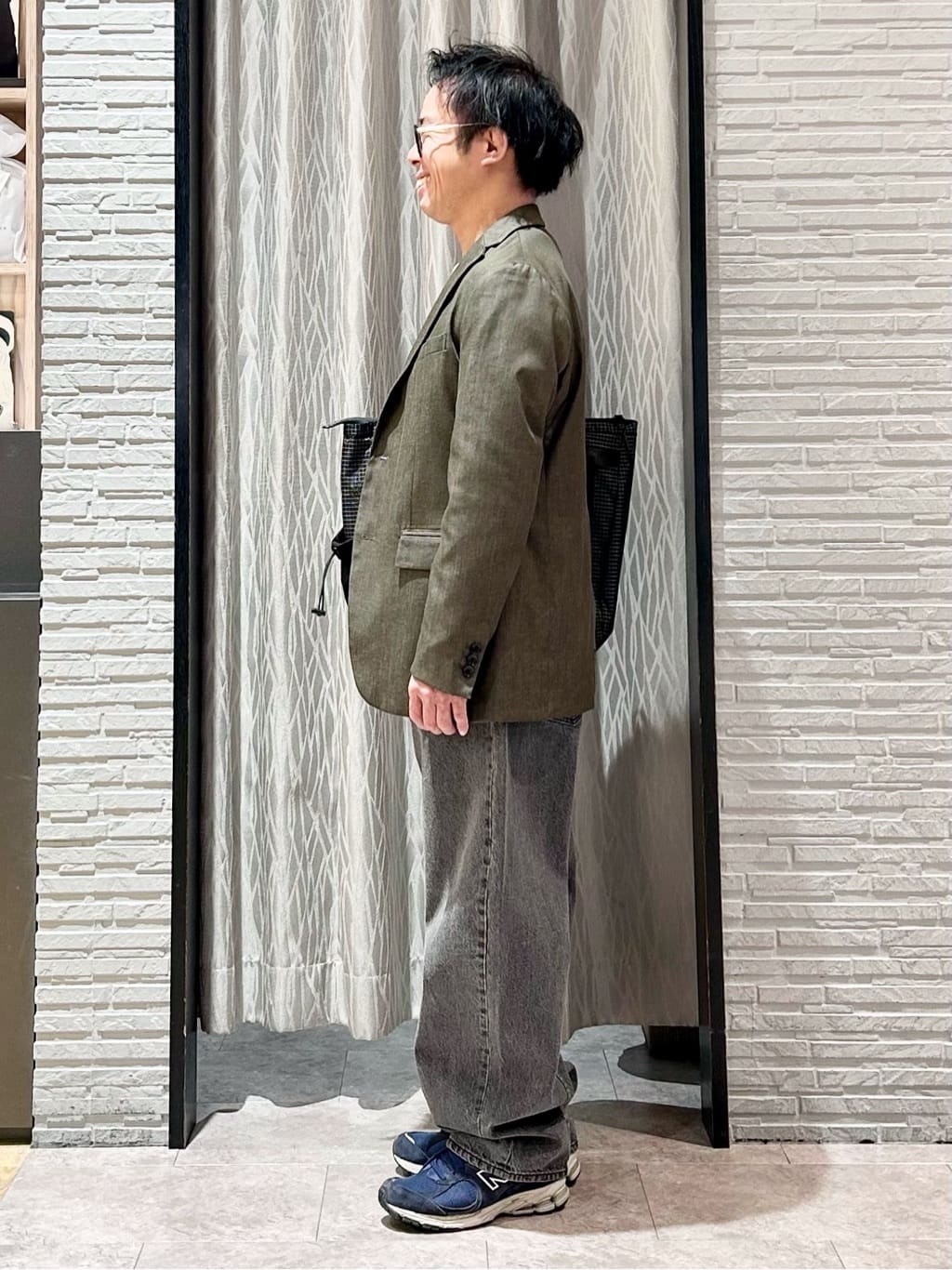 KENJI Iさんの「THE SHOP TK｜ライトエバーデニム ジャケット 洗濯機OK/ストレッチ/セットアップ可」を使ったコーディネート