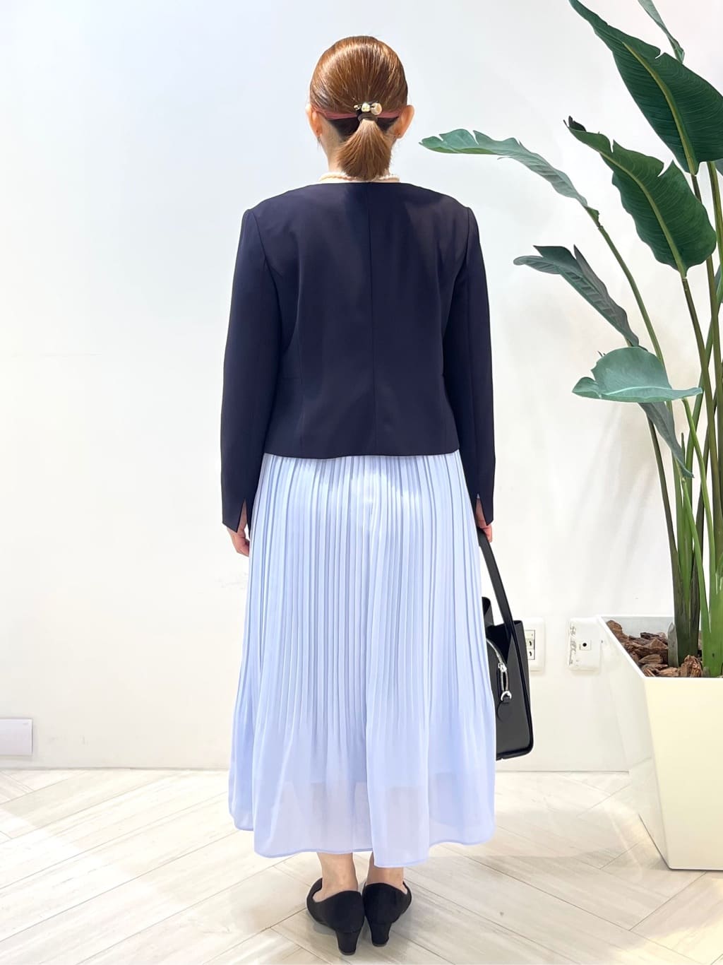 Tomoさんの「UNTITLED｜【洗える/セレモニー】プリーツワンピース」を使ったコーディネート