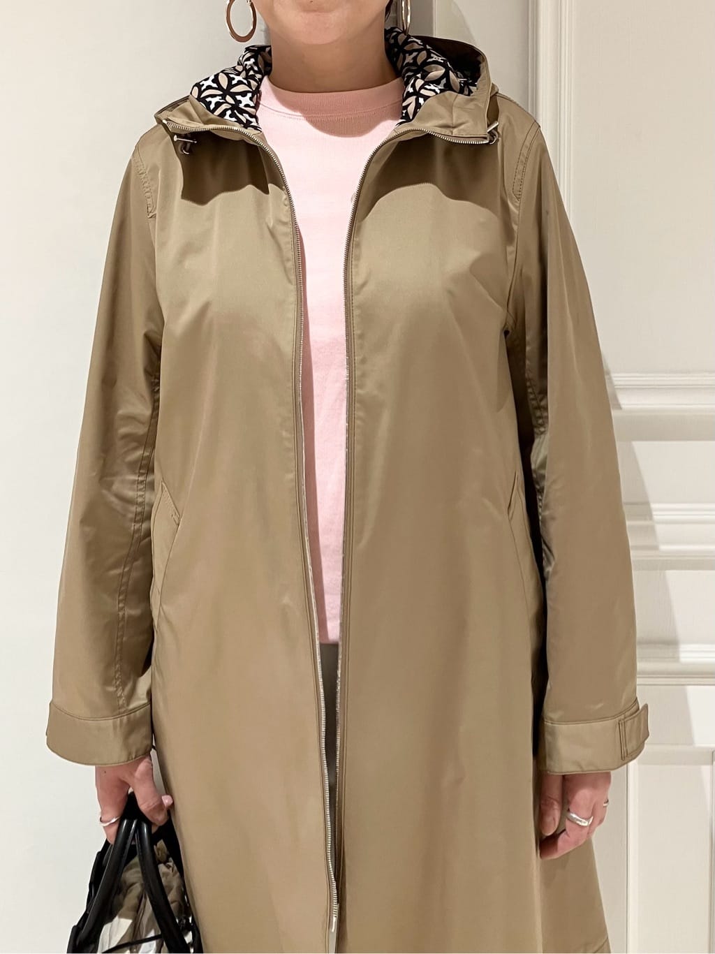 TAJIさんの「DRESSTERIOR｜【ウォッシャブル/撥水素材】撥水フーテッドツイルコート」を使ったコーディネート