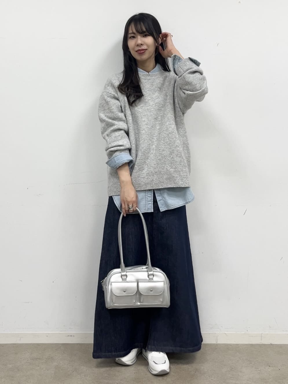 cotaniさんの「SHOO･LA･RUE｜【洗濯機可】お気に入りカラーを身にまとって　ふんわりゆるニット」を使ったコーディネート