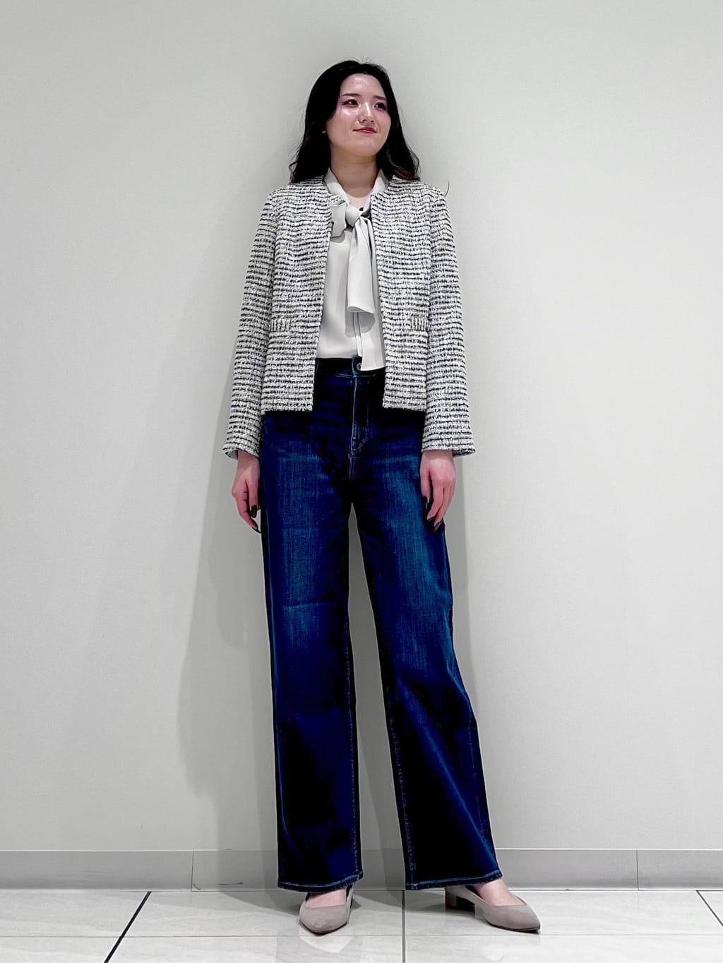 T.Kさんの「INDIVI｜【洗える】ジョーゼットボウタイブラウス」を使ったコーディネート