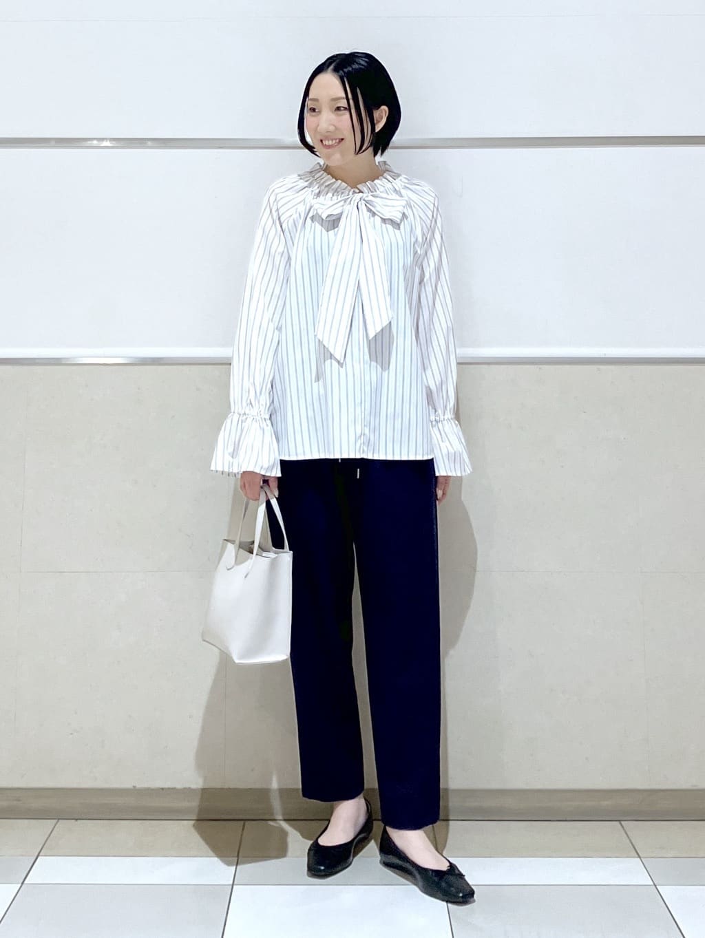 eriko さんの「Dessin｜【洗える】フリルボウタイストライプブラウス」を使ったコーディネート