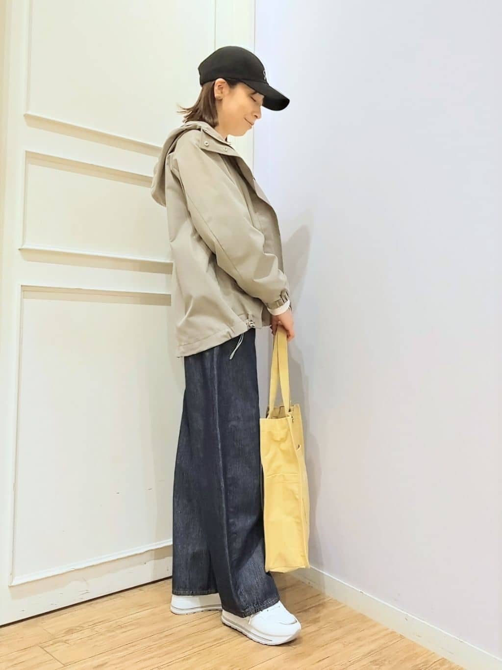 miomioさんの「SHOO･LA･RUE｜ヒールアップスニーカー」を使ったコーディネート
