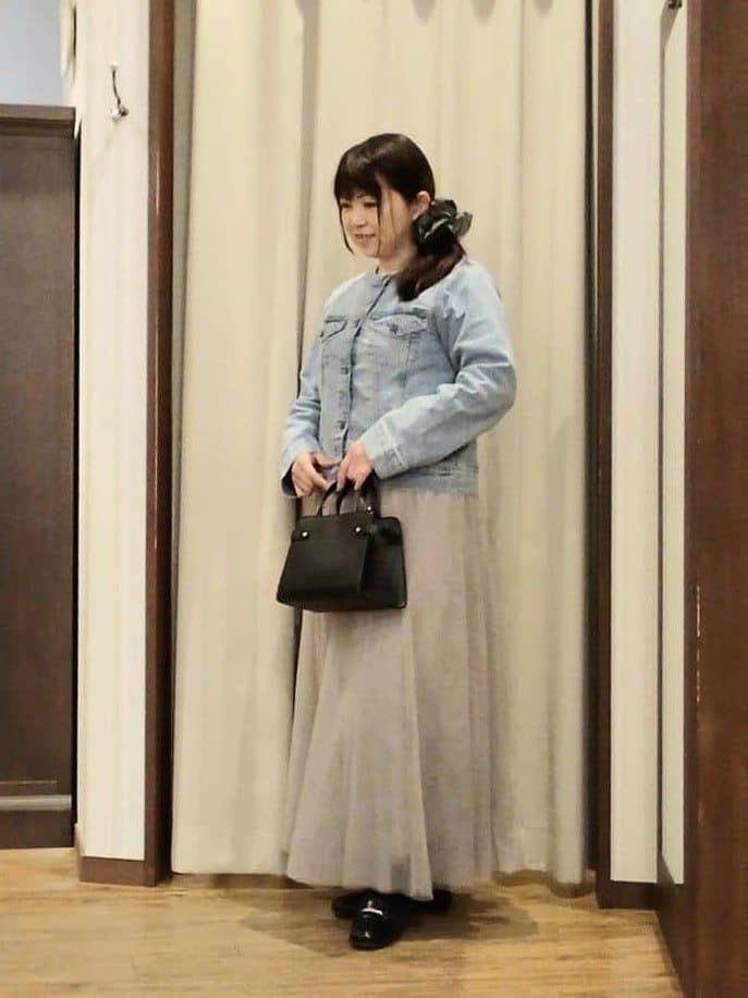 みーあさんの「SHOO･LA･RUE｜【S-LL/洗濯機可】着こなしいろいろ 首元すっきりボートネック ボーダーロンT」を使ったコーディネート