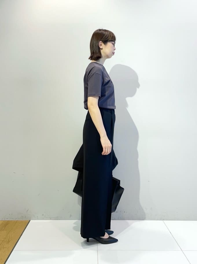 murayamaさんの「INDIVI｜【UVケア／選べるグラフィック】スムースジャージTシャツ」を使ったコーディネート