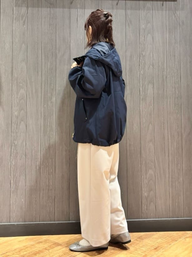 meiさんの「SHOO･LA･RUE｜【洗濯機可/S-LL/アンサンブル可】すっきりと好印象 配色クルーネックニット」を使ったコーディネート