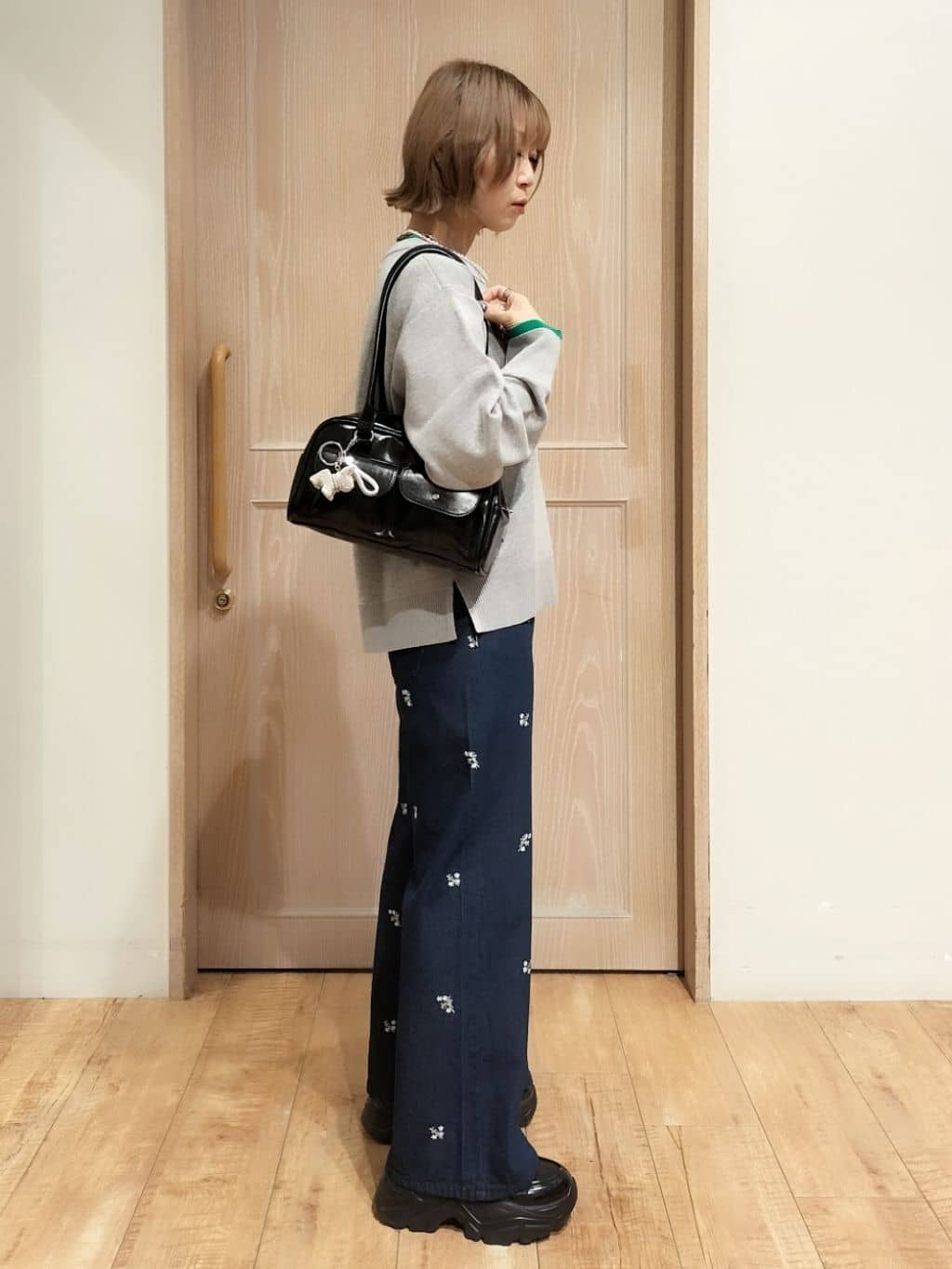YUKIさんの「SHOO･LA･RUE｜フラップポケット横長ボストンバッグ」を使ったコーディネート