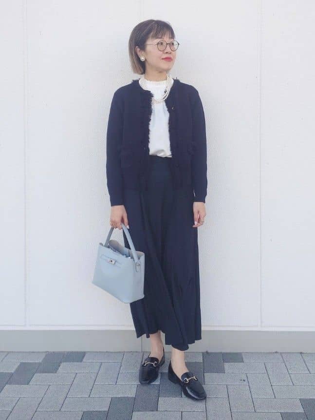 MUTSUKOさんの「UNTITLED｜【洗える/ジャケット風】ツイードニットカーディガン」を使ったコーディネート