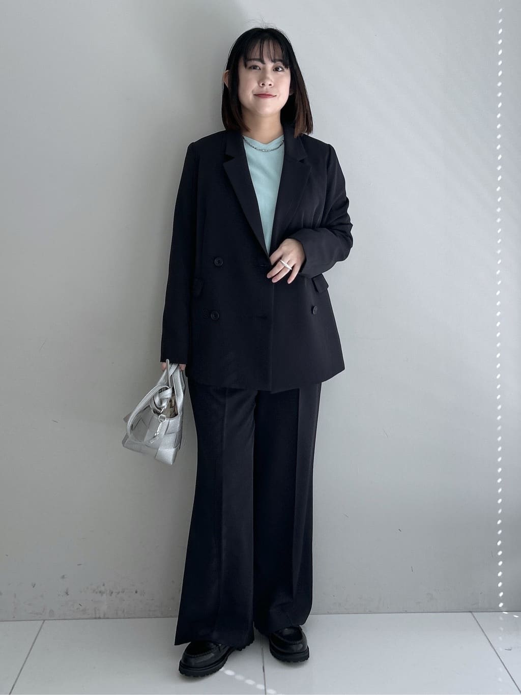 Hirokaさんの「Dessin｜【洗える】後ろボタンニットプルオーバー七分袖」を使ったコーディネート