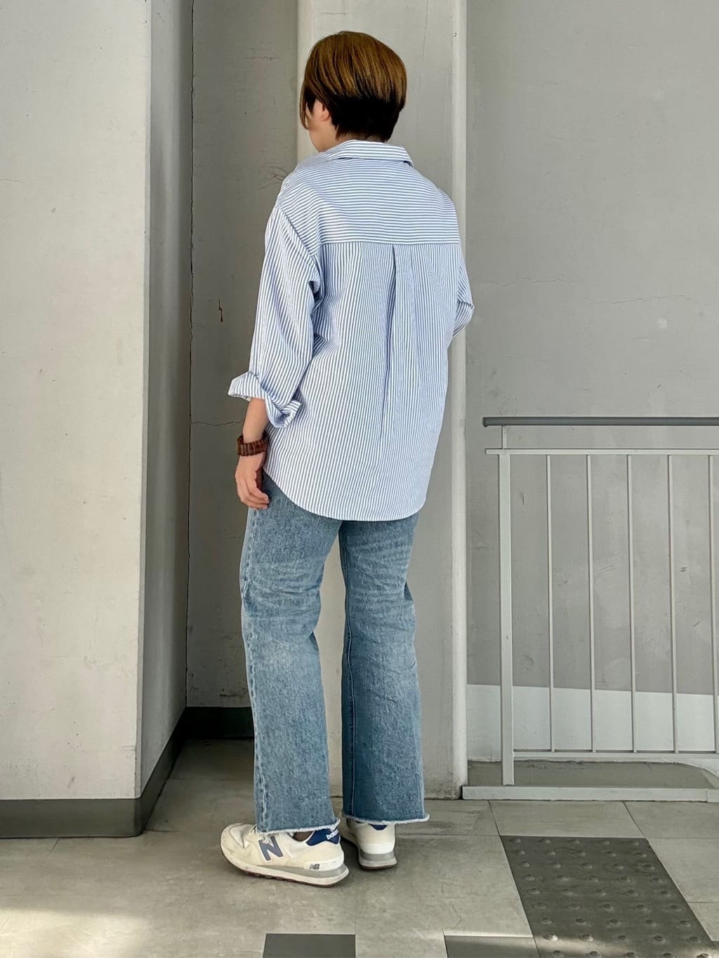 aiさんの「THE SHOP TK｜【POLO BCS 別注】ストライプOXシャツ」を使ったコーディネート