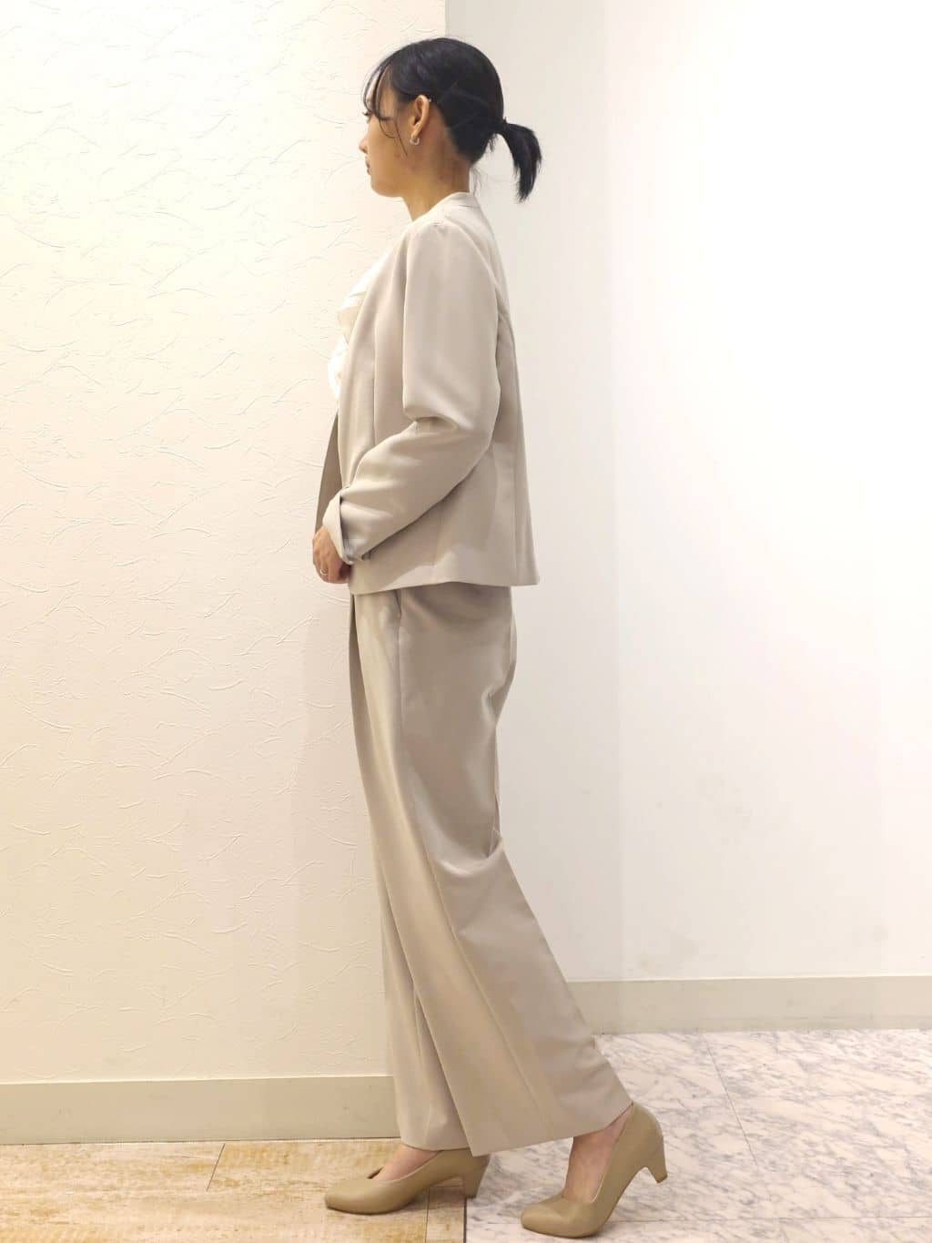 ケイさんの「grove｜【マシンウォッシュ／防シワ/SS-3L】ストレッチノーカラージャケット」を使ったコーディネート