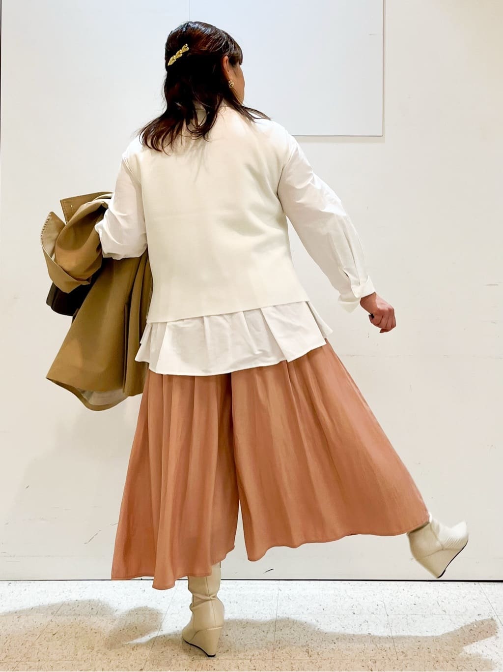 kimmyさんの「Reflect｜【レイヤードにおすすめ◎】ペプラムデザインシャツ」を使ったコーディネート