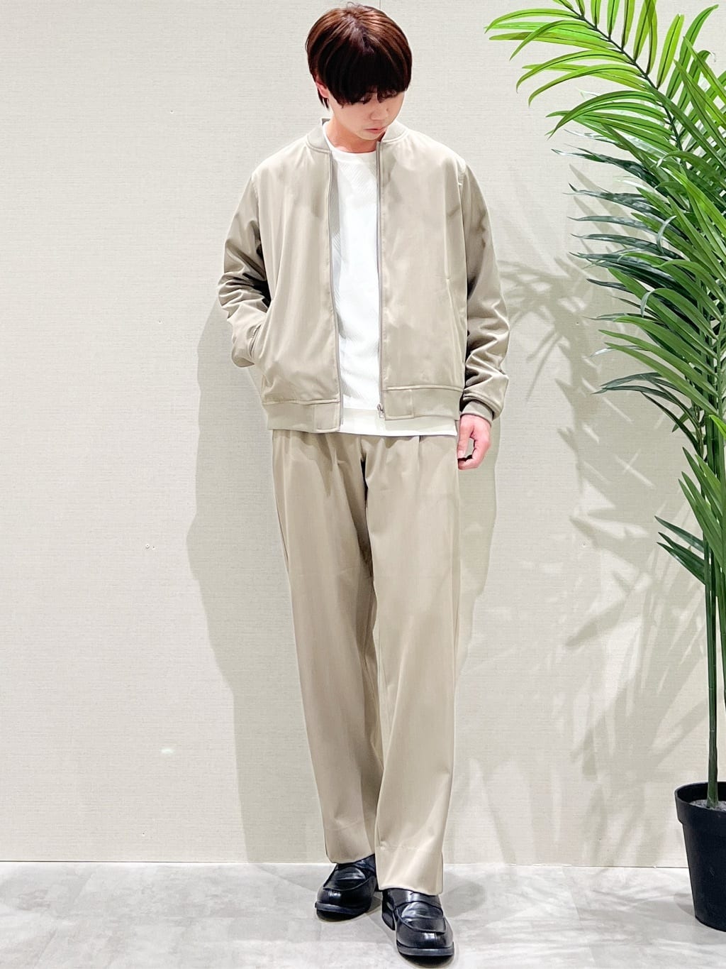 SHI-MAさんの「THE SHOP TK｜FLEX LINE ストレッチリブブルゾン　ストレッチ/防シワ/マシンウォッシャブル/セットアップ可」を使ったコーディネート