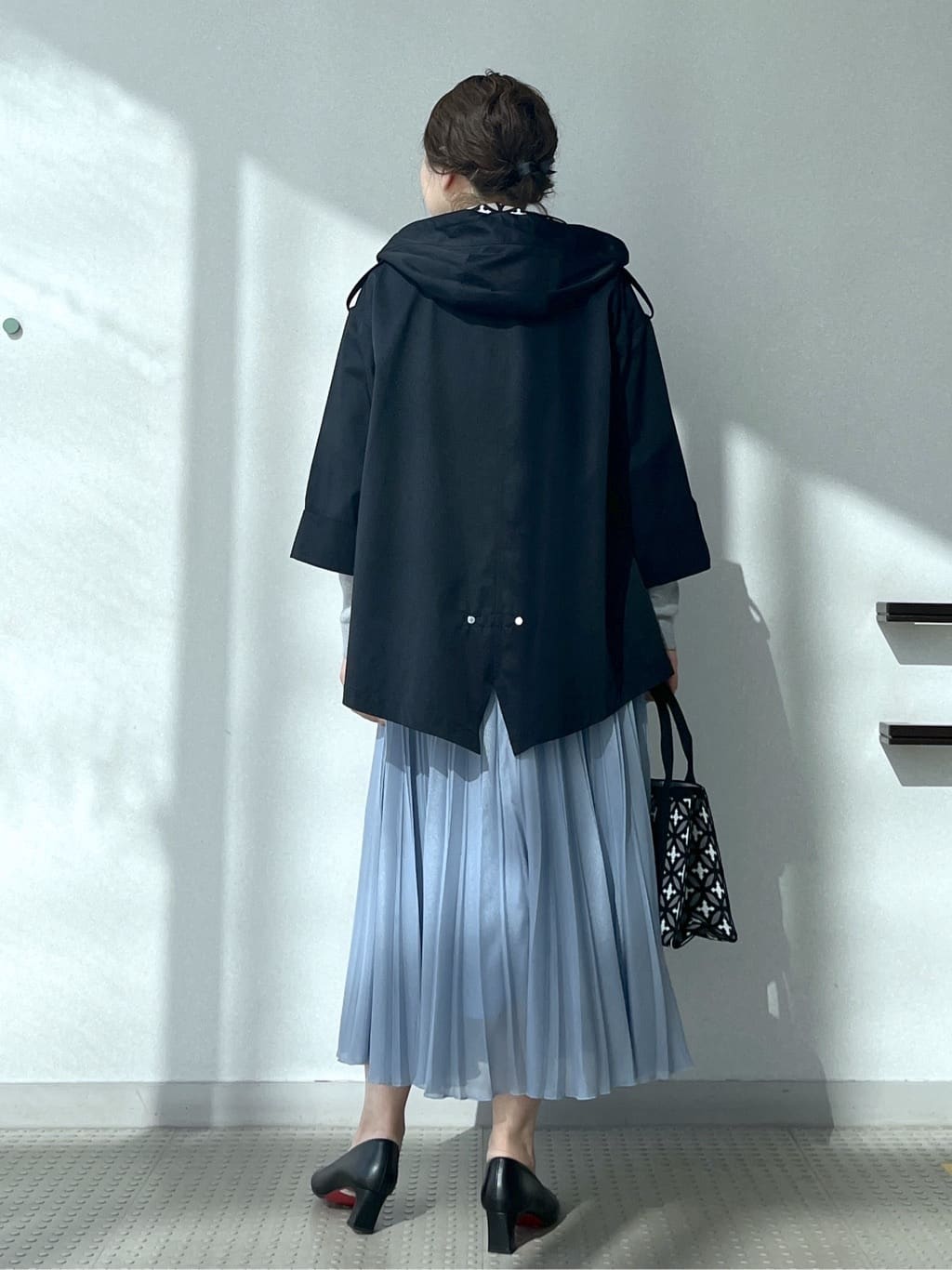 Soeさんの「DRESSTERIOR｜【接触冷感/ウォッシャブル】センタープレスジョーゼットパンツ」を使ったコーディネート