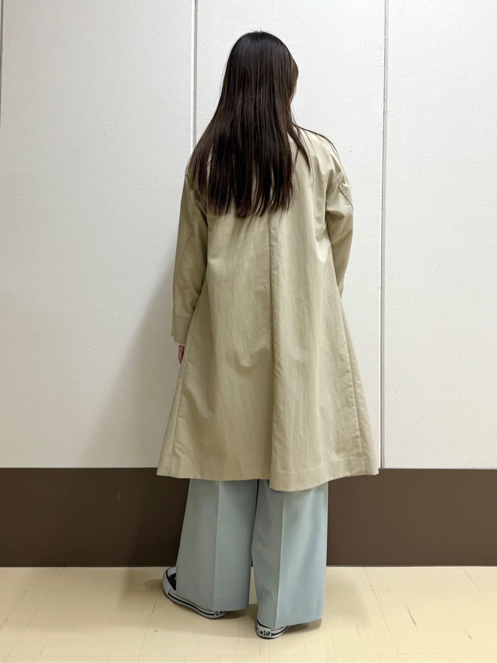 mamiさんの「INDIVI｜【洗える／レイヤードにおすすめ】シャーリングレース ロングTシャツ」を使ったコーディネート