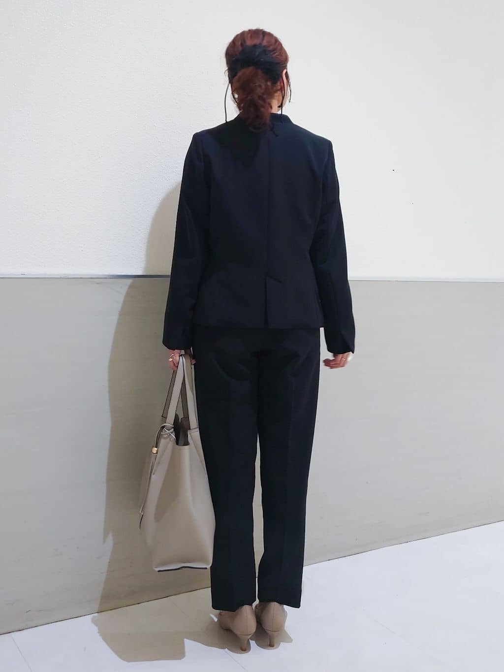 maruさんの「THE SHOP TK｜【通勤スタイルに】ダブルクロス ノーカラージャケット/セットアップ可」を使ったコーディネート