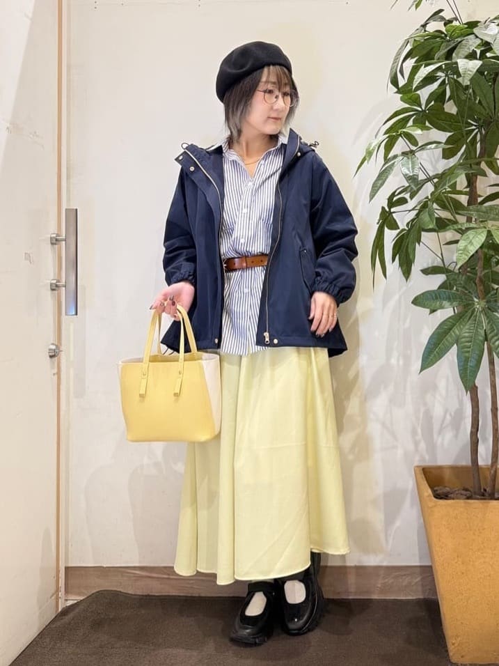 misakiさんの「SHOO･LA･RUE｜【着丈選べる】ふんわり揺れる アソート柄フレアスカート」を使ったコーディネート