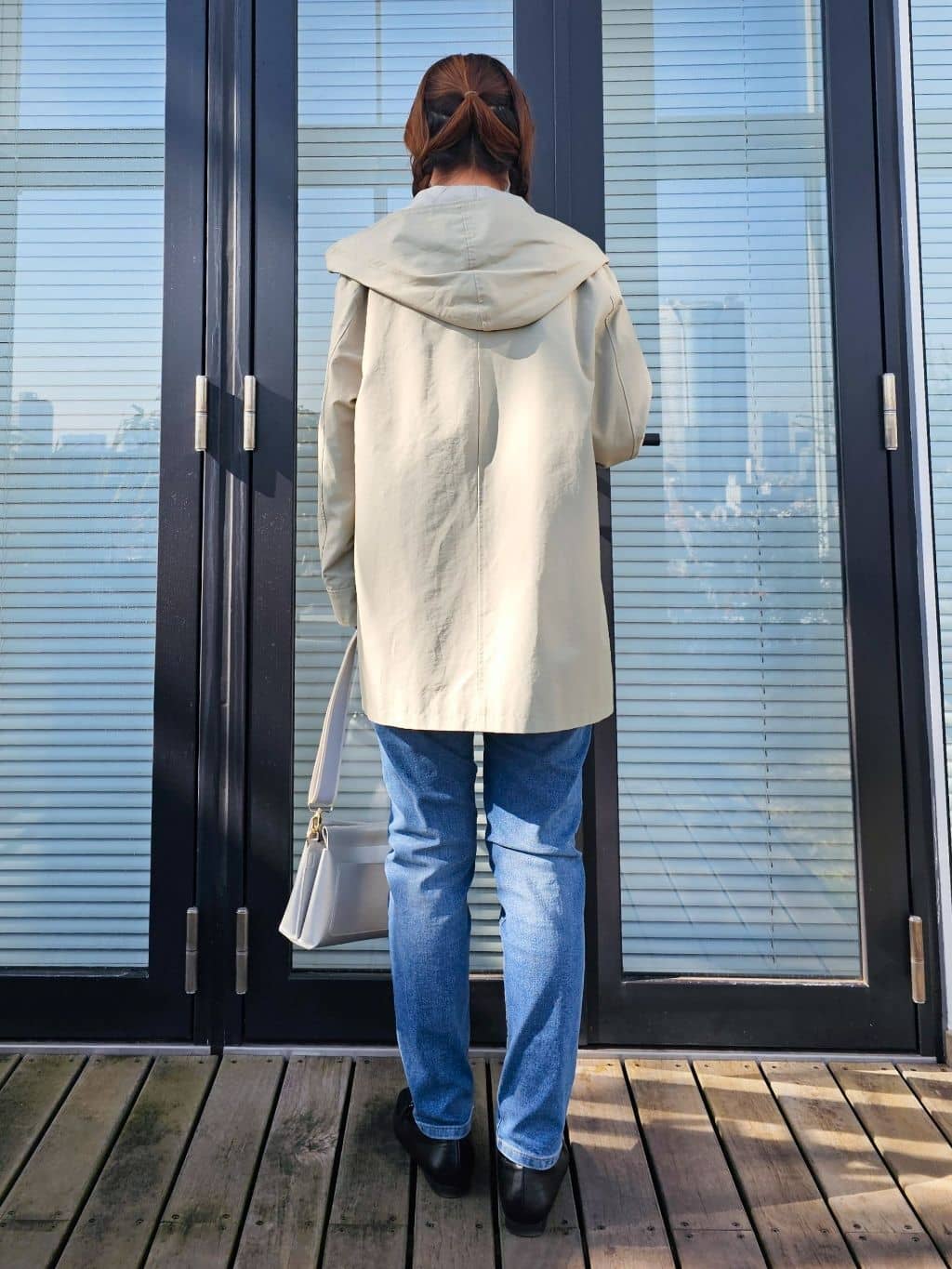 ゆゆさんの「SHOO･LA･RUE｜【防花粉/洗濯機可/S-LL】ゆったり着られる 大人のテントフーディージャケット」を使ったコーディネート