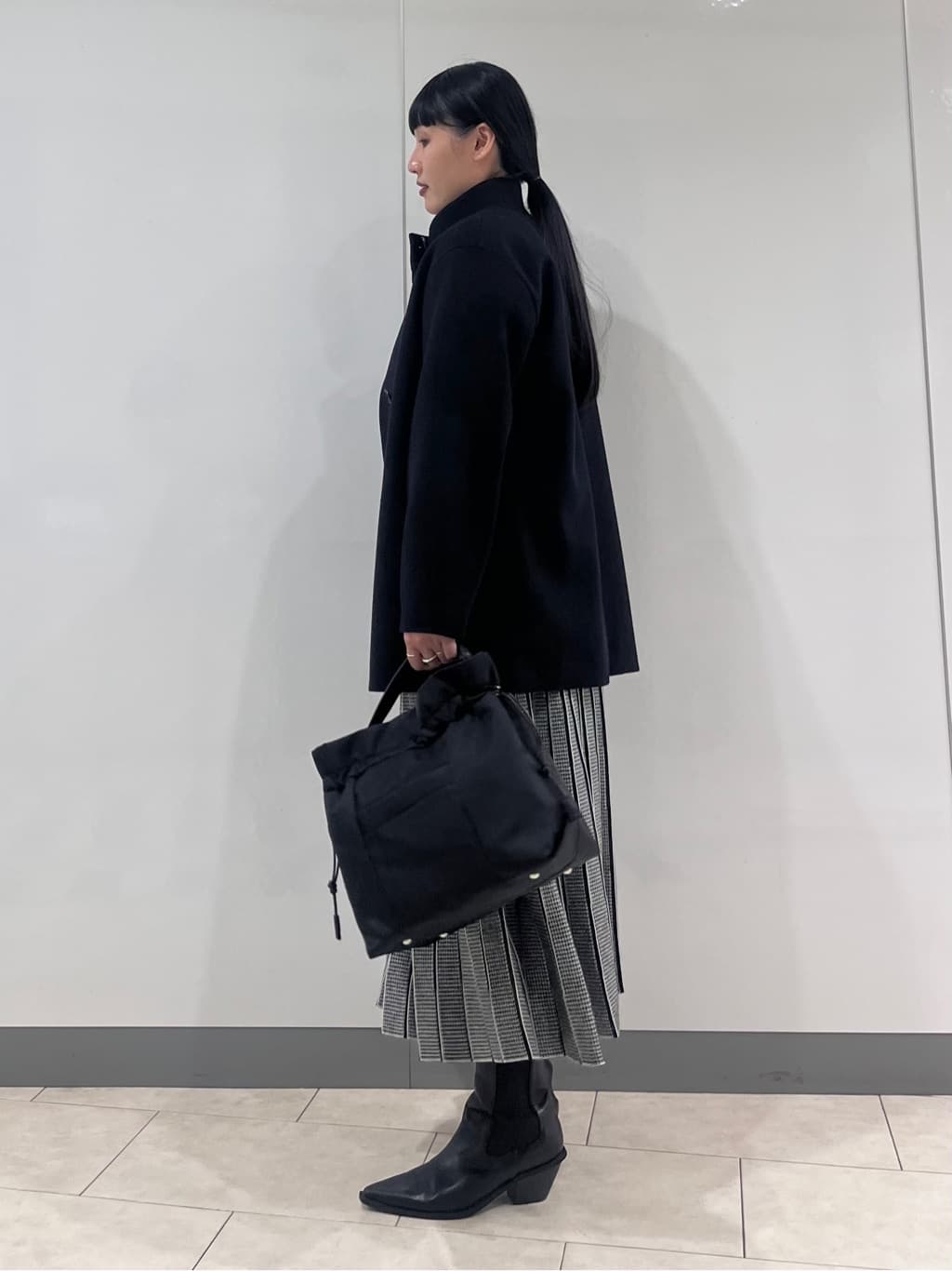 hasuさんの「INDIVI｜【洗える】エアリーシャギートップス」を使ったコーディネート