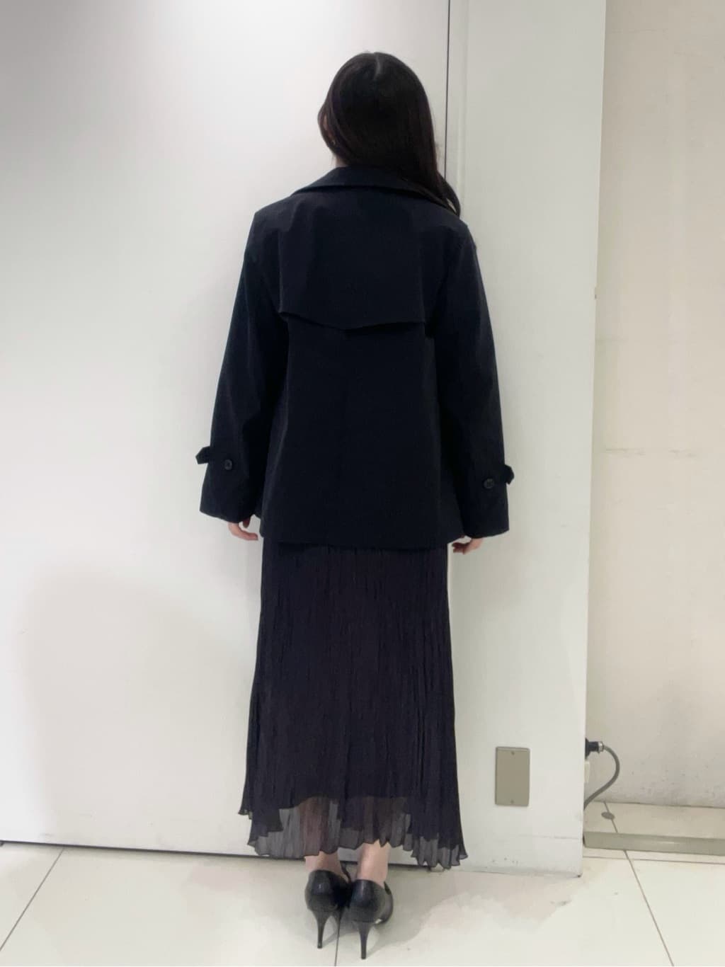 moeさんの「UNTITLED｜【定番人気/はっ水/洗える】タスランショートトレンチコート」を使ったコーディネート