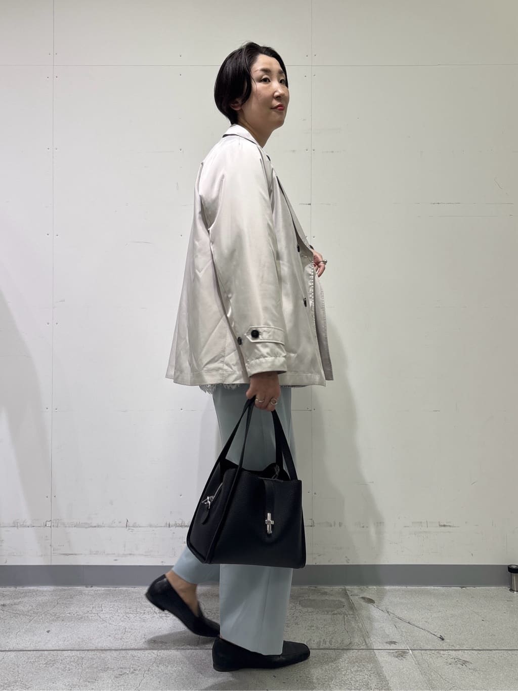 yuriさんの「INDIVI｜【新作褒められパンツ】快温ワイドパンツ」を使ったコーディネート