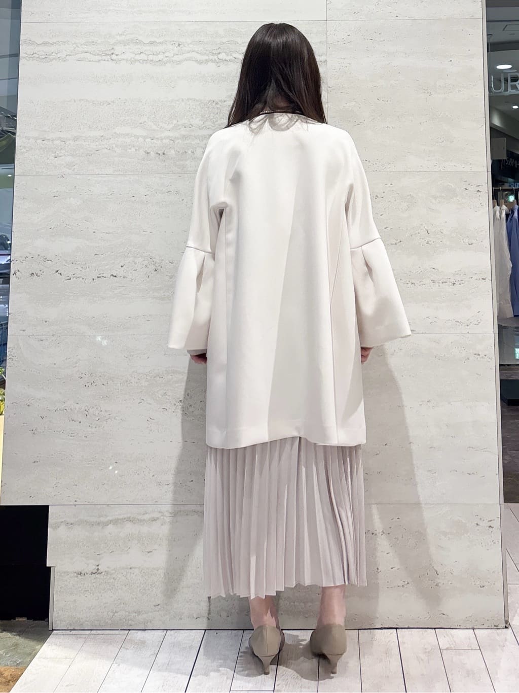 かほさんの「OPAQUE.CLIP｜《通勤対応》ジョーゼットプリーツワンピース【洗濯機OK】」を使ったコーディネート