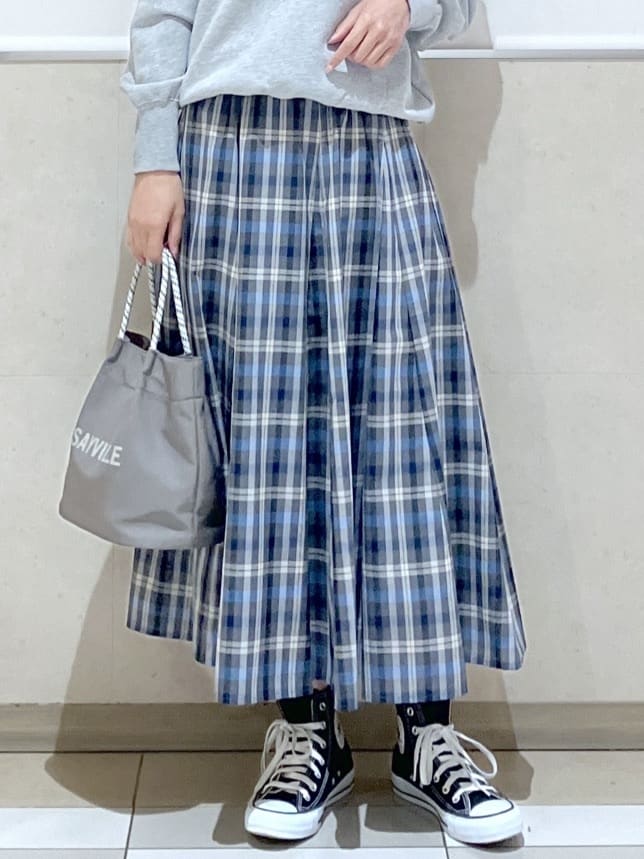 eriko さんの「Dessin｜【洗える】オーガニックコットン裏毛ロゴスウェット」を使ったコーディネート