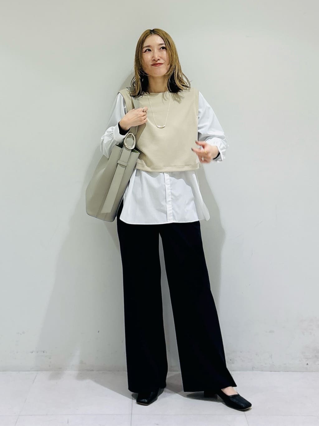 kotakiさんの「INDIVI｜【洗える／UVケア】レイヤード風デザイントップス」を使ったコーディネート