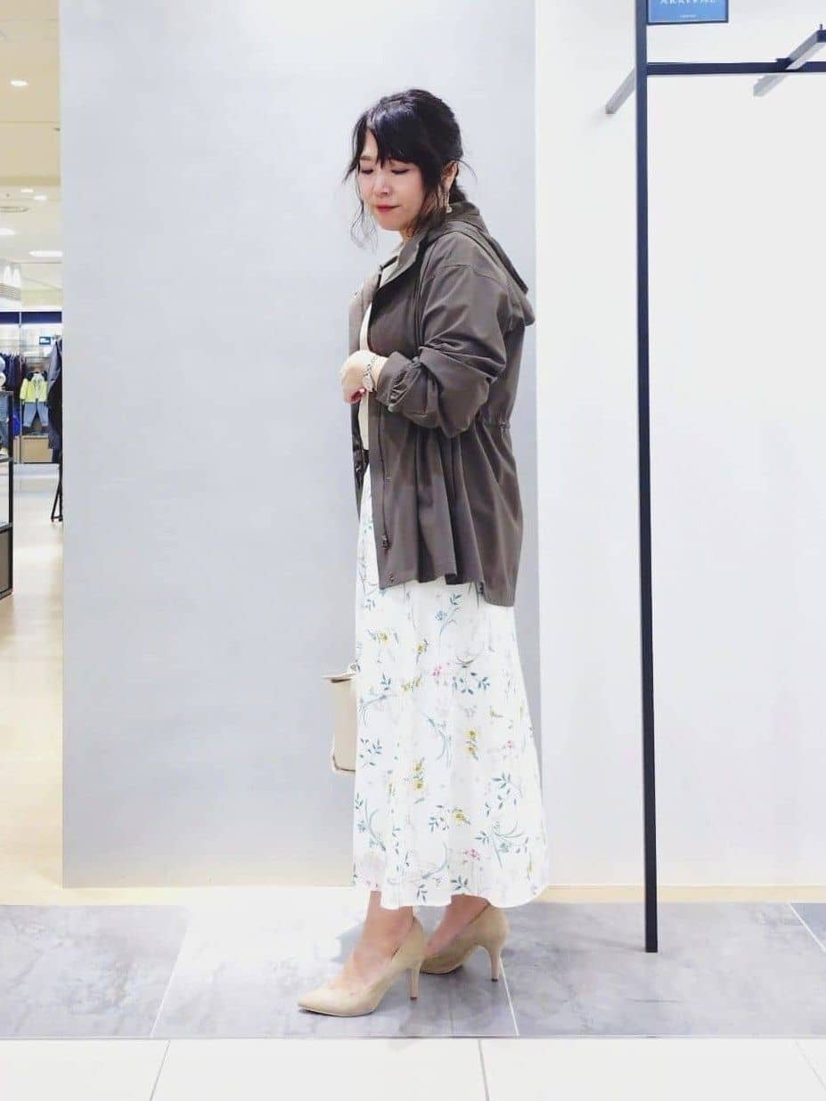 TOMOMIさんの「INDIVI｜【洗える／UVケア】レイヤード風デザイントップス」を使ったコーディネート