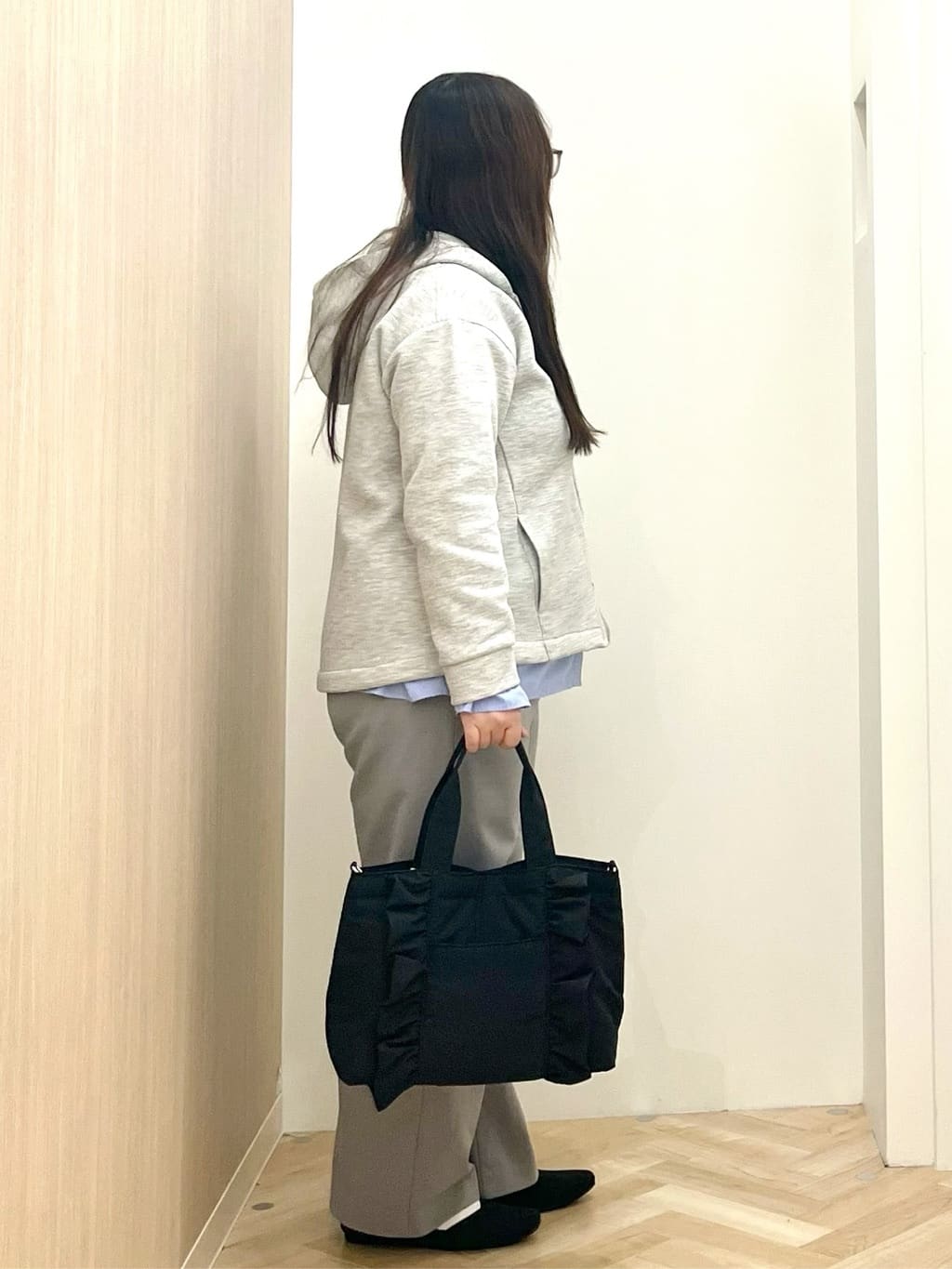 akariさんの「grove｜フリルカラーリボンブラウス」を使ったコーディネート