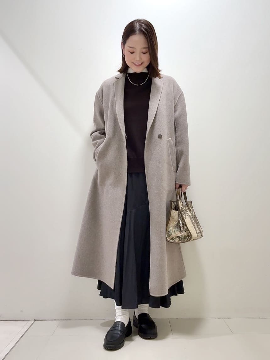 YUIさんの「UNTITLED｜【ロング丈/軽やか】テーラード　リバーコート」を使ったコーディネート