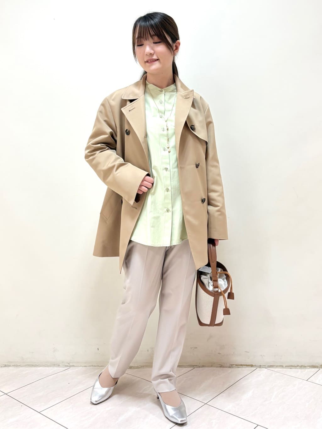 mikiさんの「Reflect｜【レイヤードにおすすめ◎】バンドカラーボリュームスリーブシャツ」を使ったコーディネート